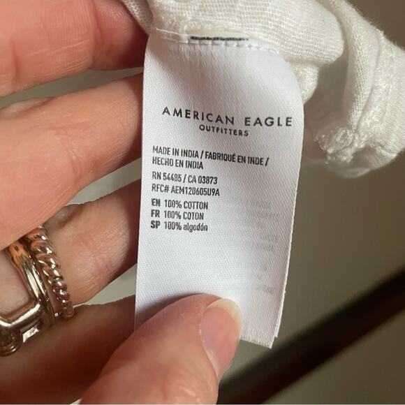 American Eagle White Ruffled Eyelet Flutter Sleeve Blouse Dainty White Top - Picture 5 of 5